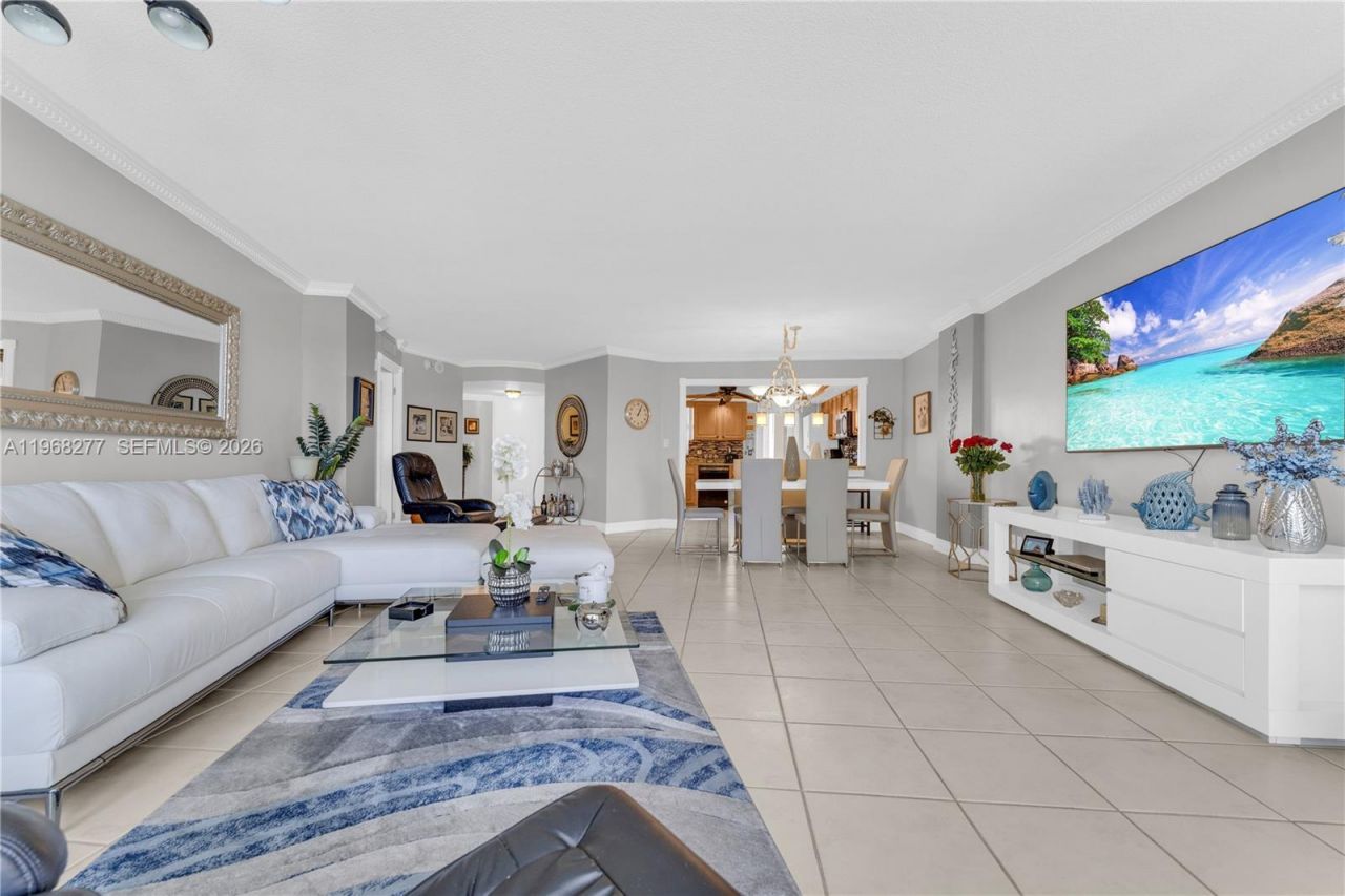 4100 Galt Ocean Dr , Unit 202, Fort Lauderdale, FL 33308 Photo