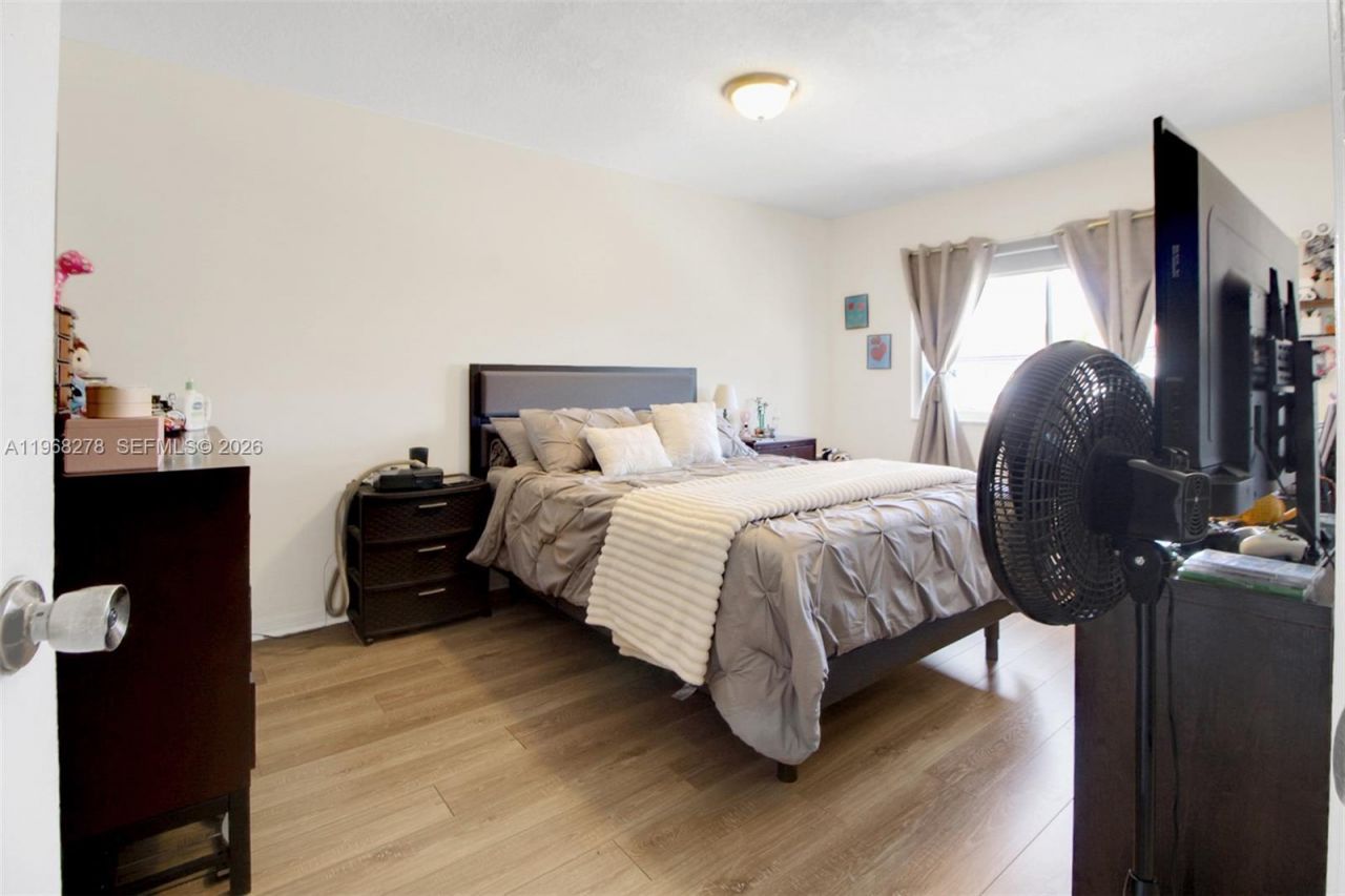 2872 SW 127th Way, Miramar, FL 33027 Photo