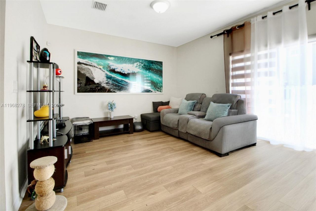 2872 SW 127th Way, Miramar, FL 33027 Photo