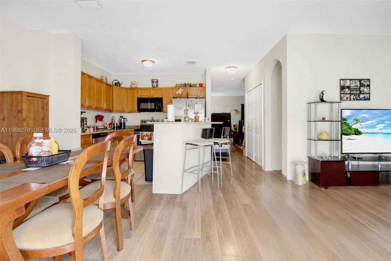 2872 SW 127th Way, Miramar, FL 33027 Photo