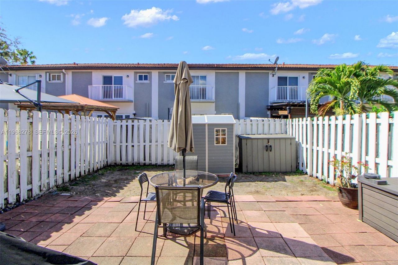 2872 SW 127th Way, Miramar, FL 33027 Photo