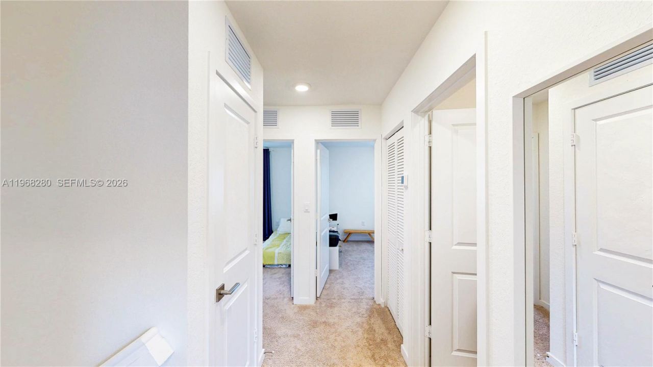 1040 SE 24th Ave, Homestead, FL 33035 Photo