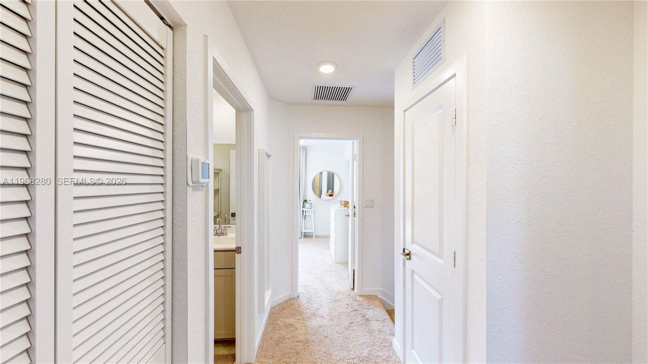 1040 SE 24th Ave, Homestead, FL 33035 Photo