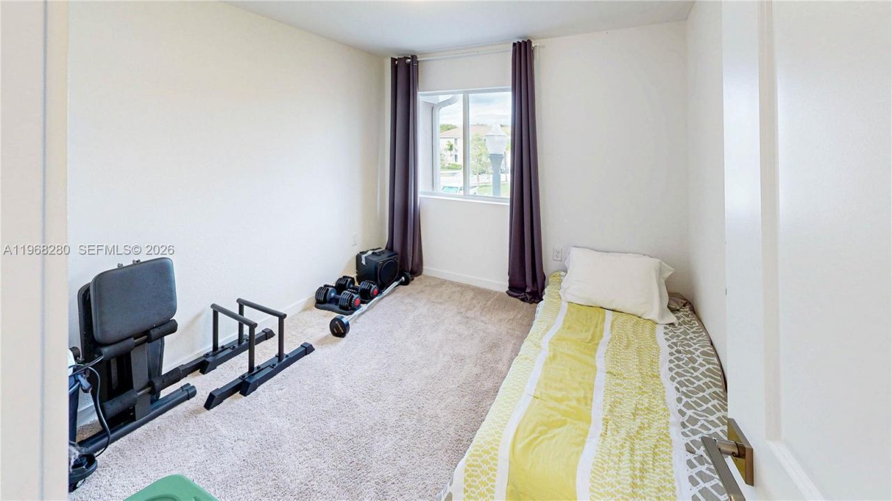 1040 SE 24th Ave, Homestead, FL 33035 Photo