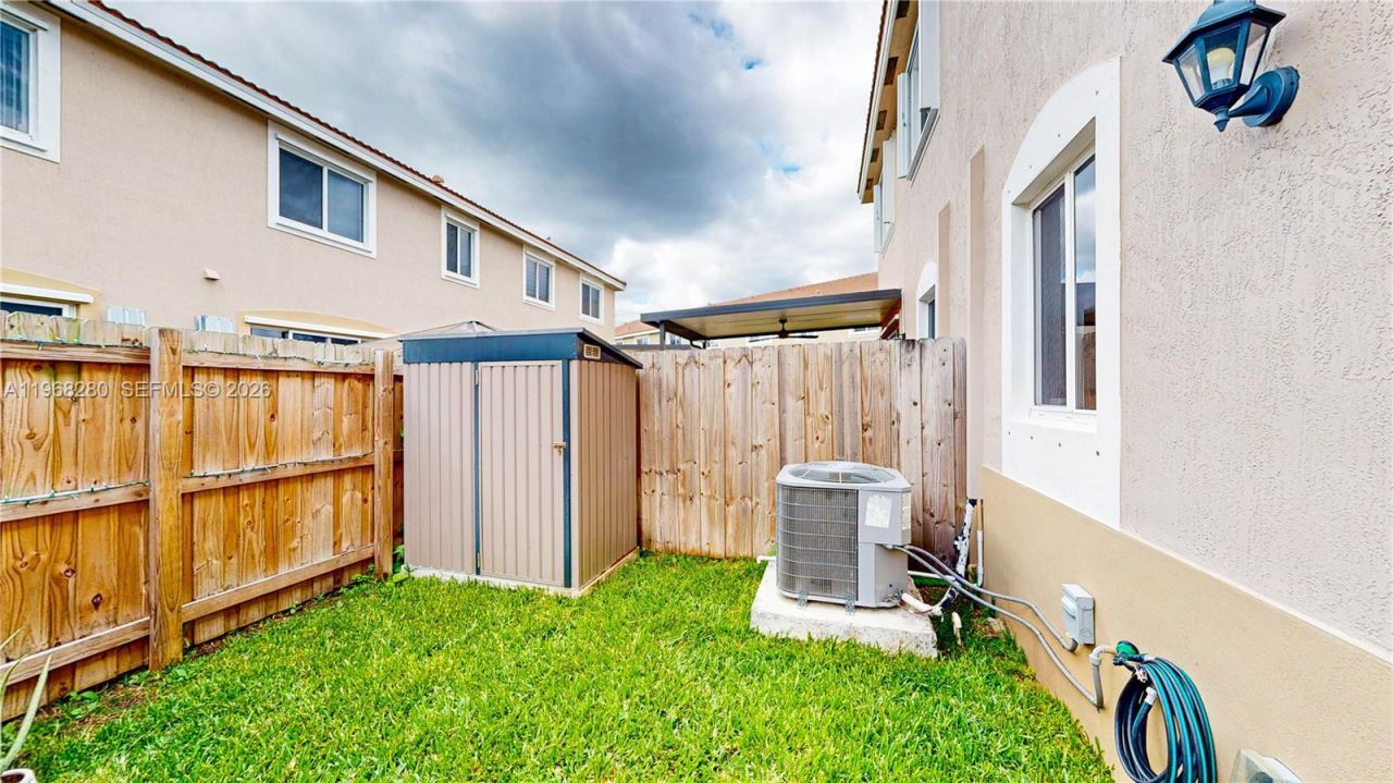 1040 SE 24th Ave, Homestead, FL 33035 Photo