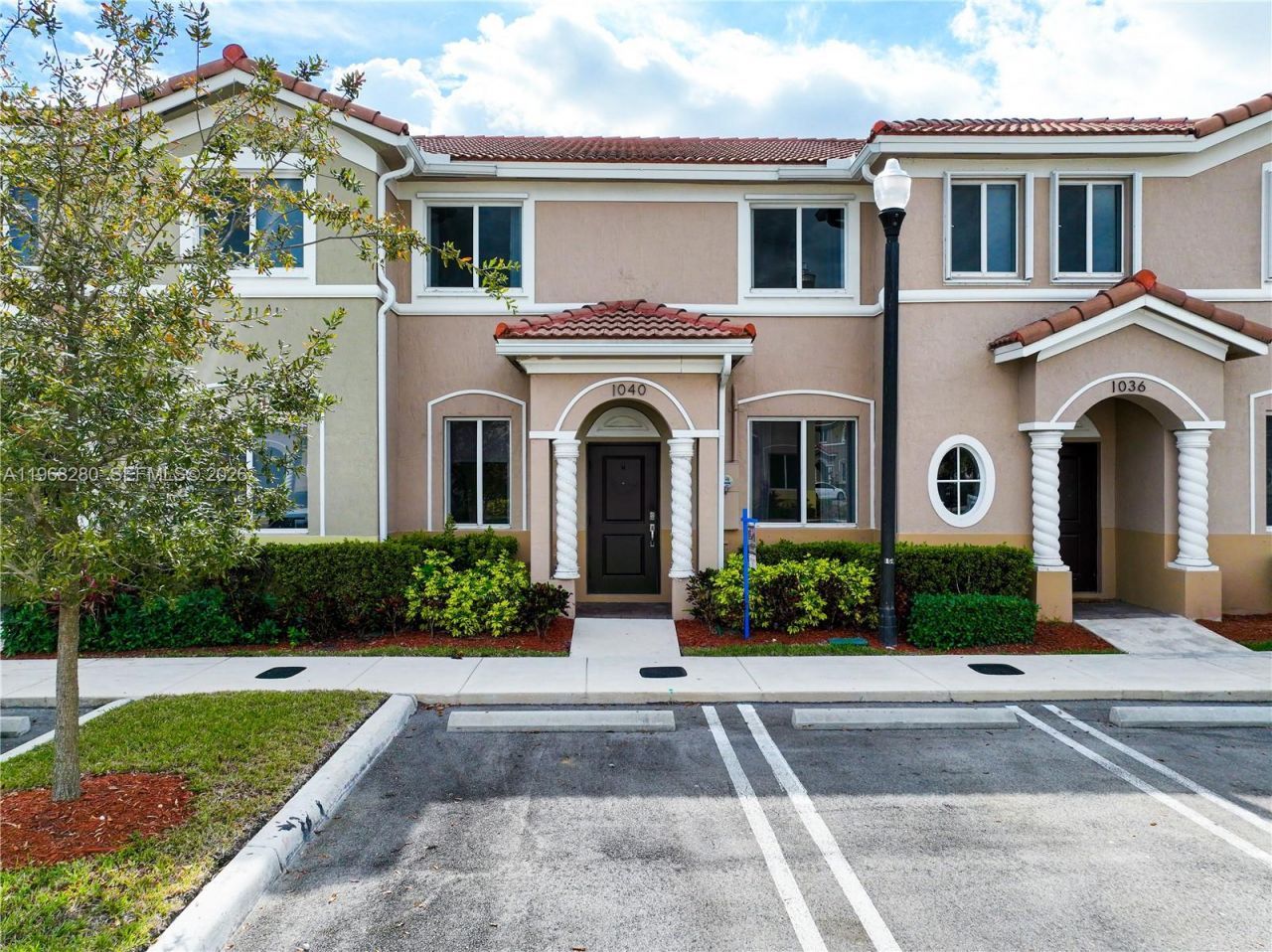 1040 SE 24th Ave, Homestead, FL 33035 Photo
