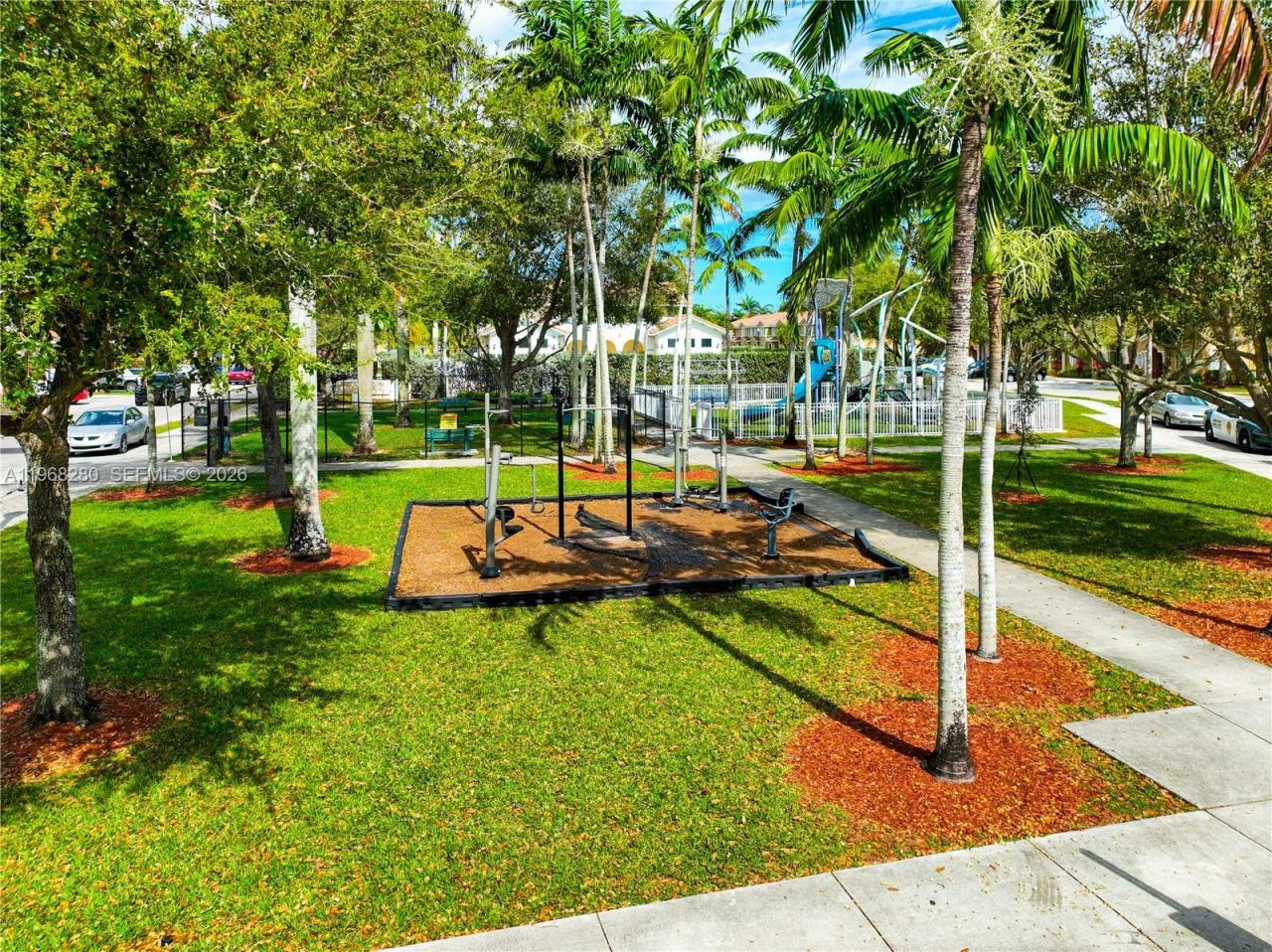 1040 SE 24th Ave, Homestead, FL 33035 Photo