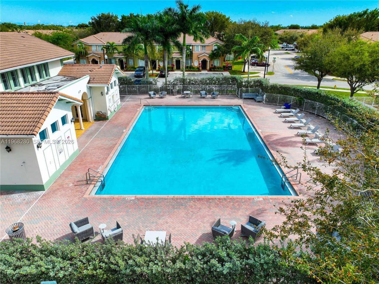 1040 SE 24th Ave, Homestead, FL 33035 Photo