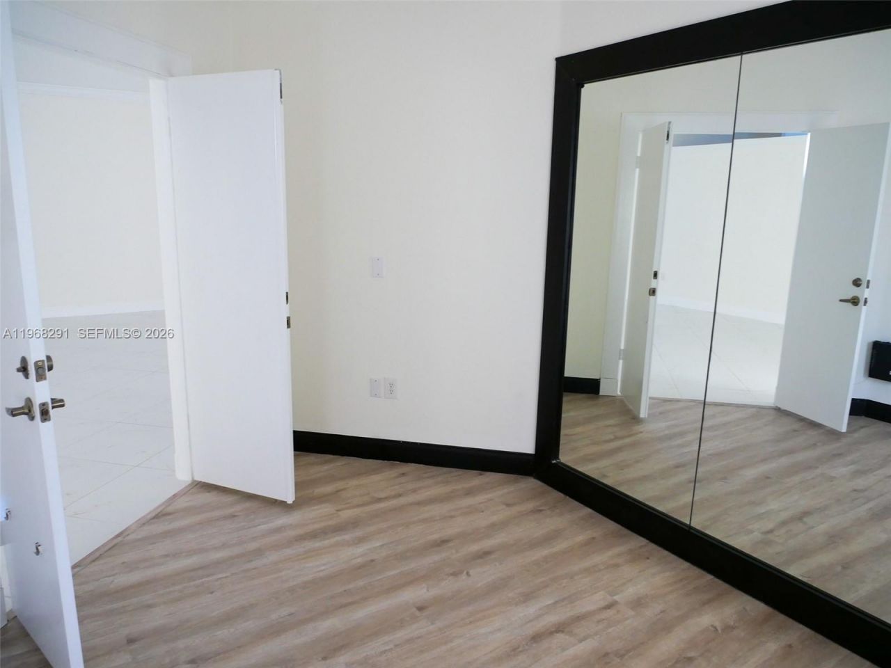 15251 Wilshire Way, Pembroke Pines, FL 33027 Photo