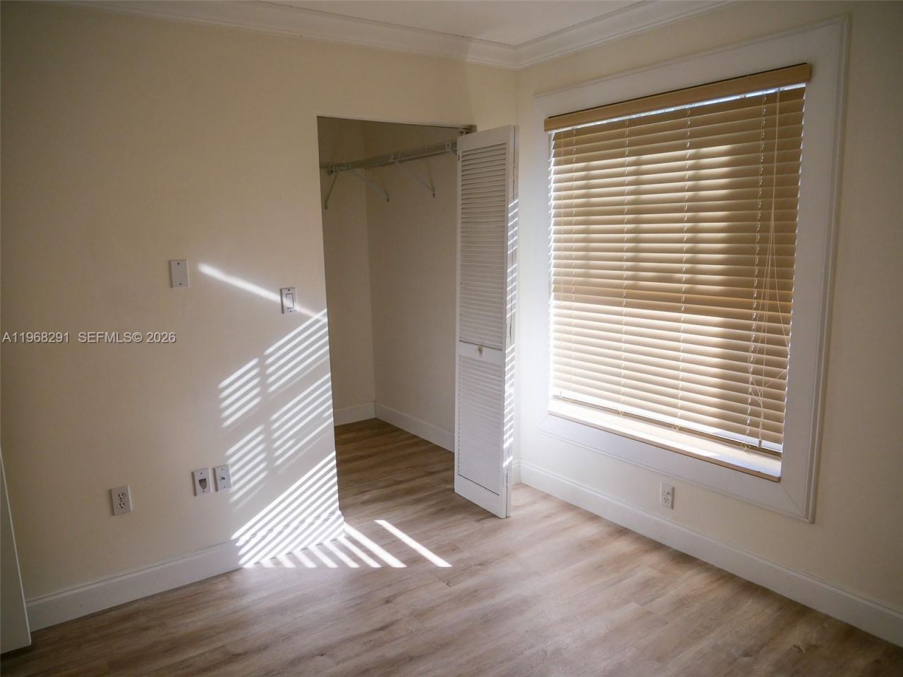 15251 Wilshire Way , Pembroke Pines, FL 33027 Photo