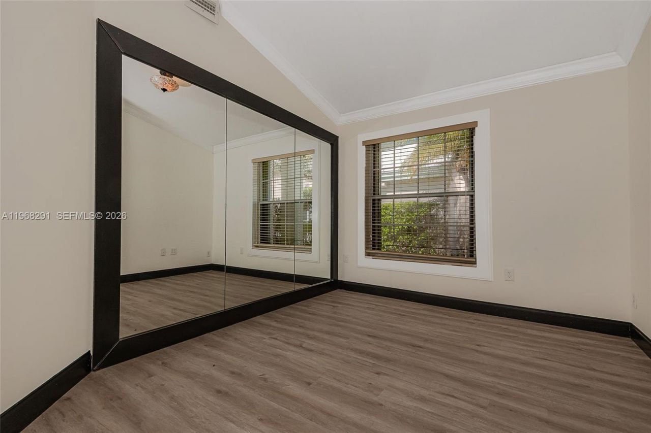 15251 Wilshire Way, Pembroke Pines, FL 33027 Photo