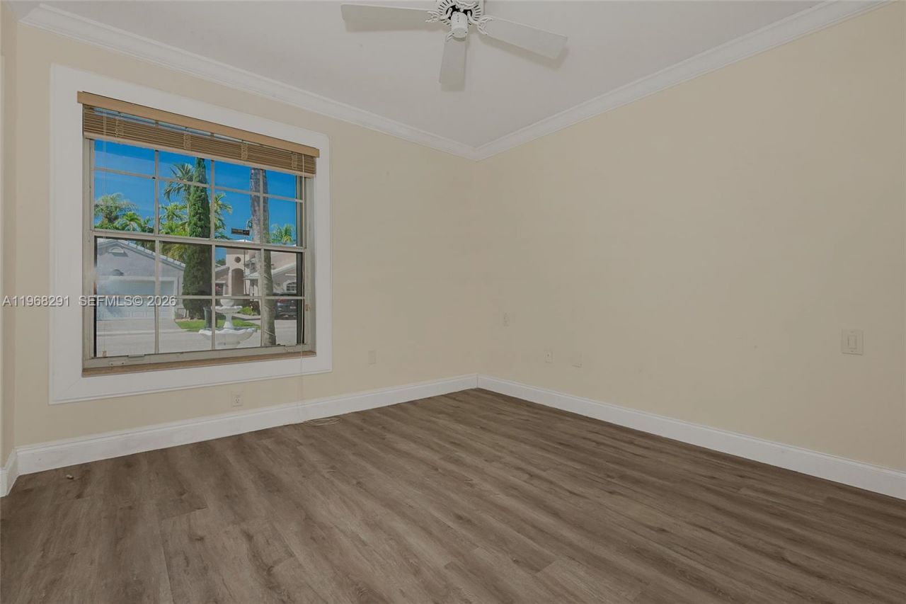 15251 Wilshire Way, Pembroke Pines, FL 33027 Photo