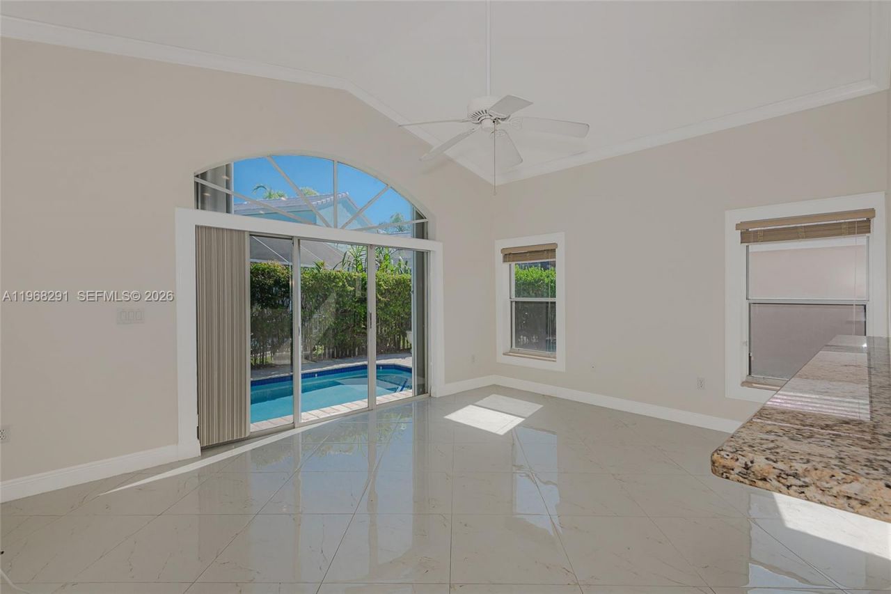 15251 Wilshire Way, Pembroke Pines, FL 33027 Photo