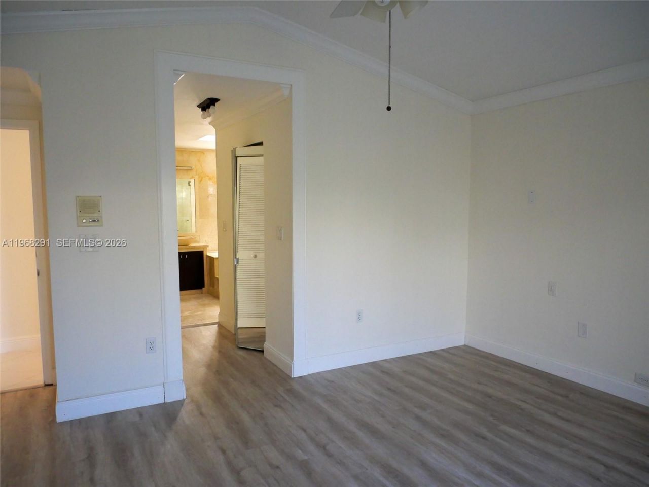 15251 Wilshire Way , Pembroke Pines, FL 33027 Photo