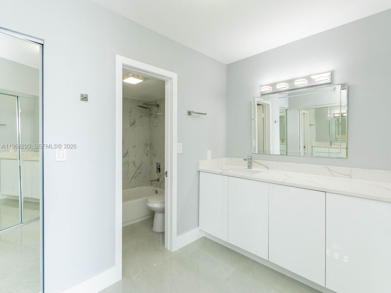 20505 E Country Club Dr , Unit 634, Aventura, FL 33180 Photo