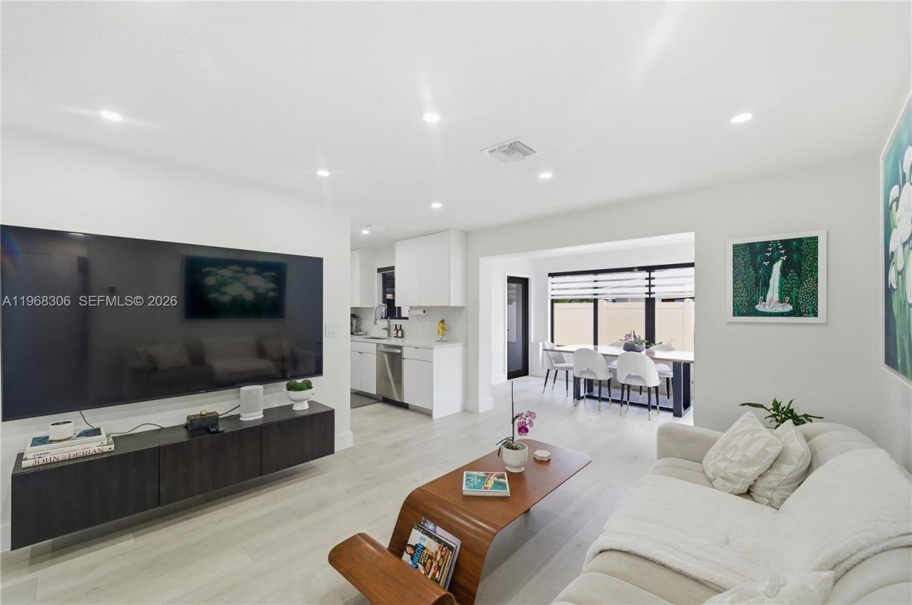 7491 Raleigh St , Hollywood, FL 33024 Photo