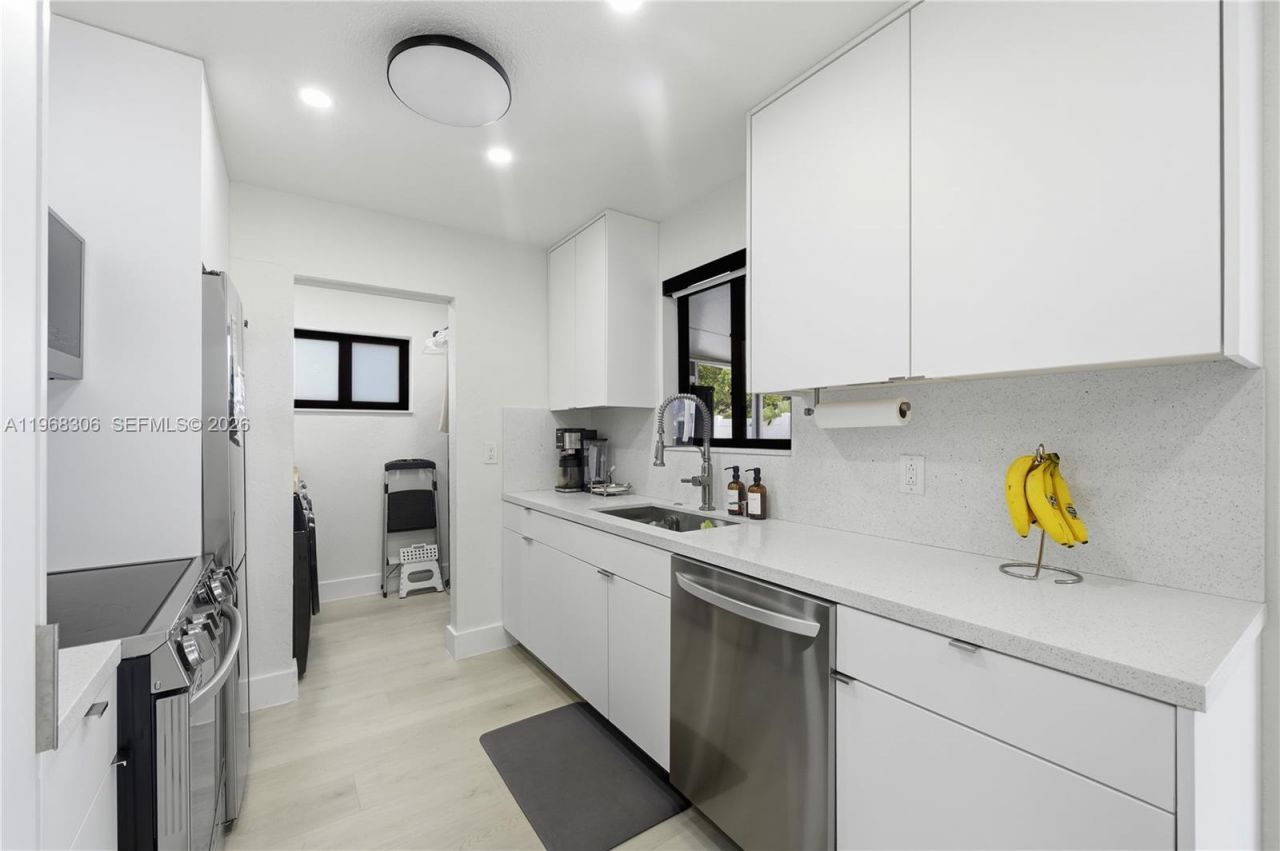 7491 Raleigh St , Hollywood, FL 33024 Photo