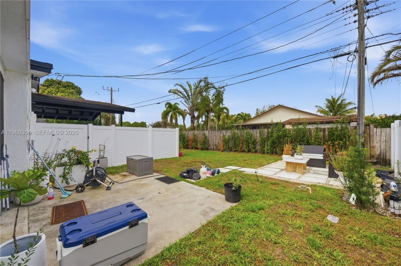 7491 Raleigh St , Hollywood, FL 33024 Photo