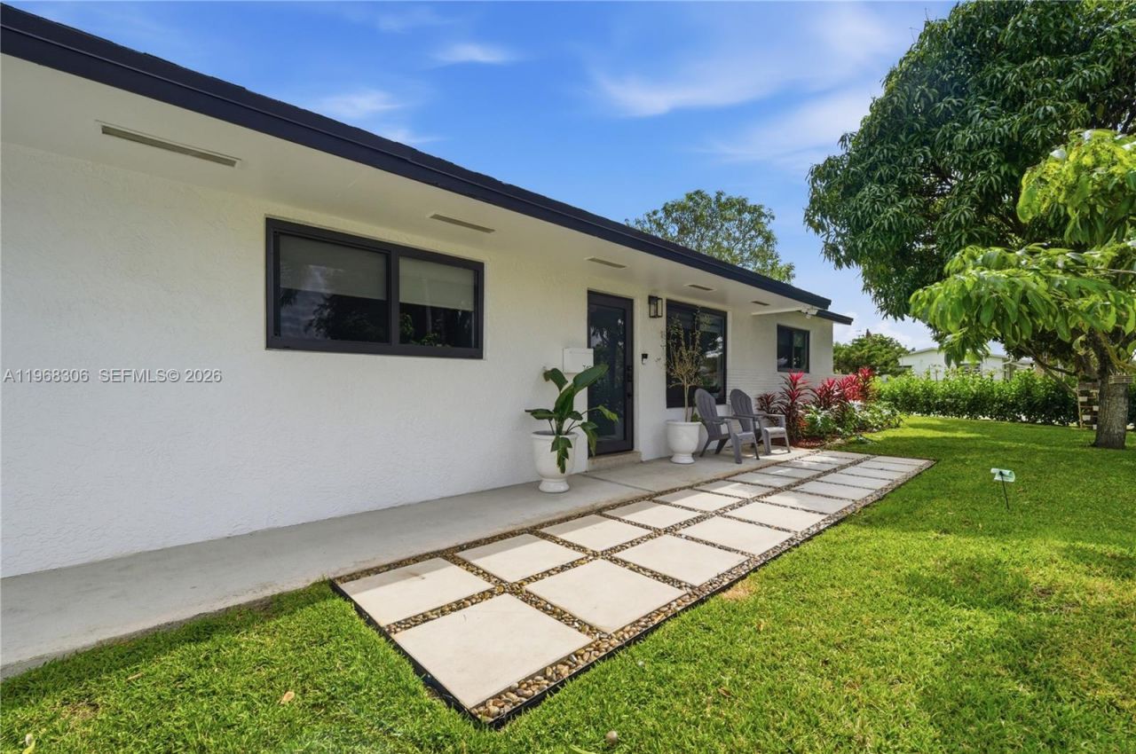 7491 Raleigh St , Hollywood, FL 33024 Photo