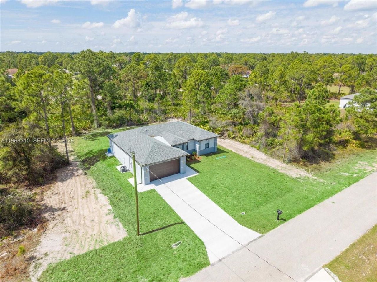 724 Drury Ave, Lehigh Acres, FL 33974 Photo