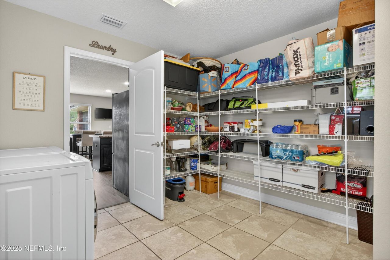 7896 Dawsons Creek Drive, Jacksonville, FL 32222 Photo