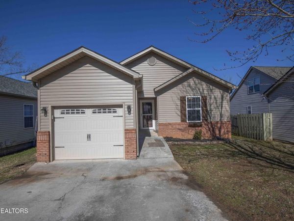 1659 Sails Way, Knoxville, TN 37932