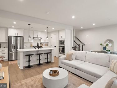 42595 PITLOCHRY TERRACE, STERLING, VA 20166