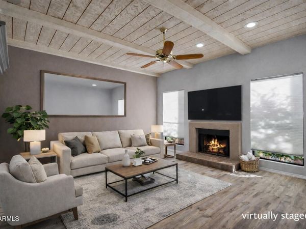 1920 E MARYLAND Avenue, Unit 31, Phoenix, AZ 85016