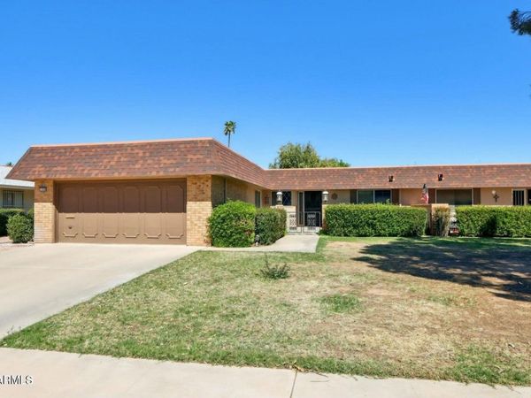 9706 W LONG HILLS Drive, Sun City, AZ 85351