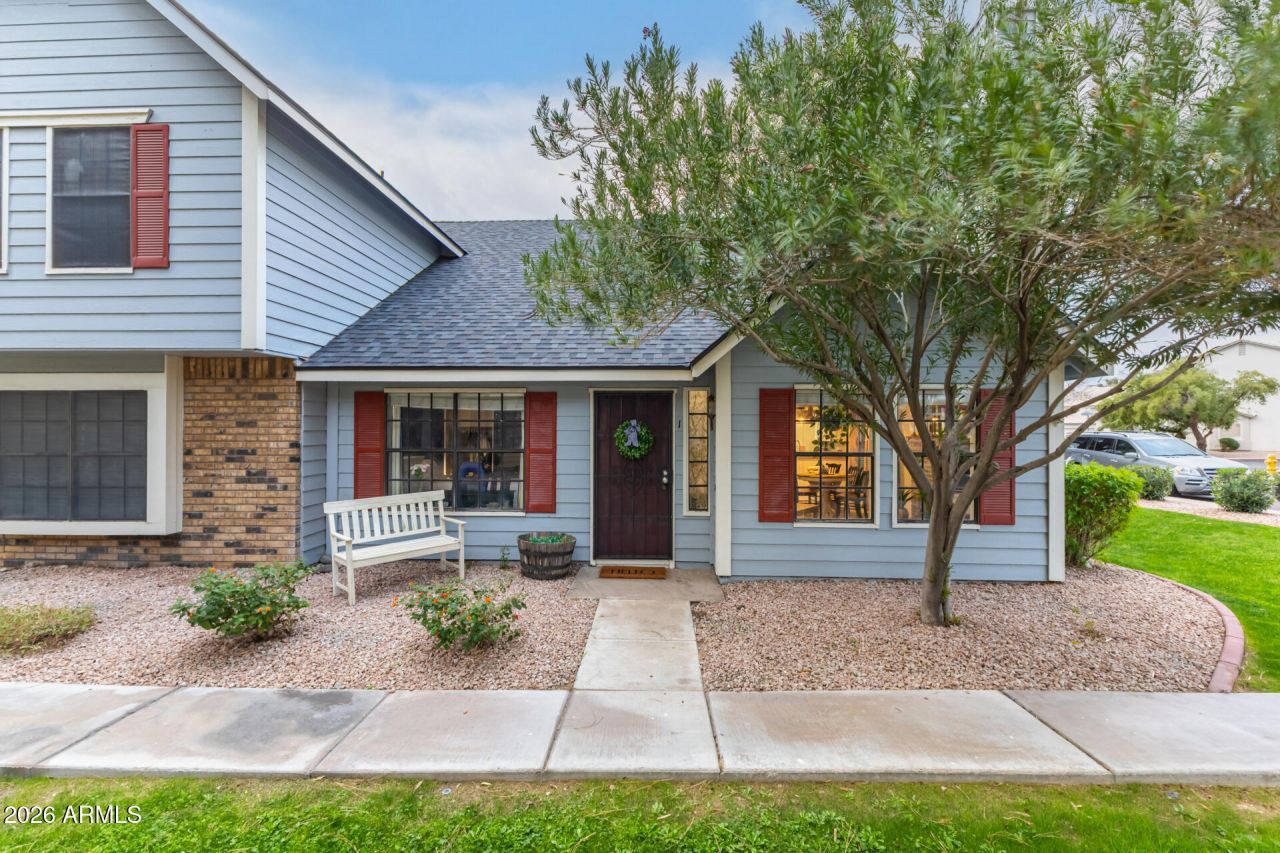 4834 E Kachina Trail, Unit 1, Phoenix, AZ 85044 Main Photo