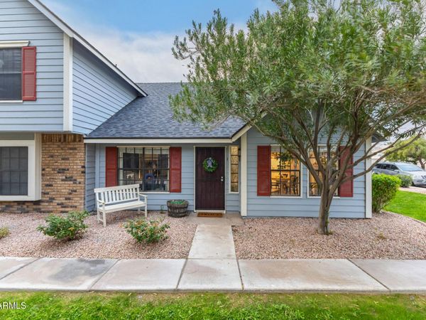 4834 E KACHINA Trail, Unit 1, Phoenix, AZ 85044