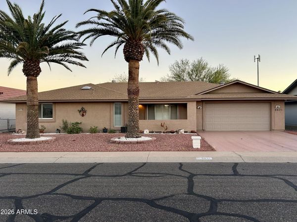 9831 W WRANGLER Drive, Sun City, AZ 85373