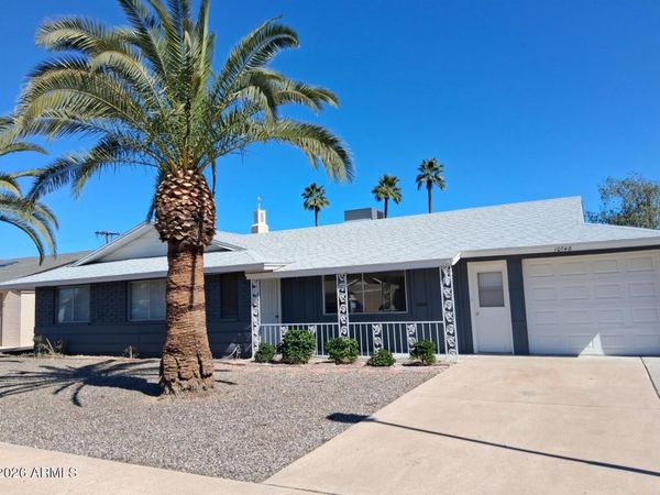 10748 W HOPE Drive, Sun City, AZ 85351