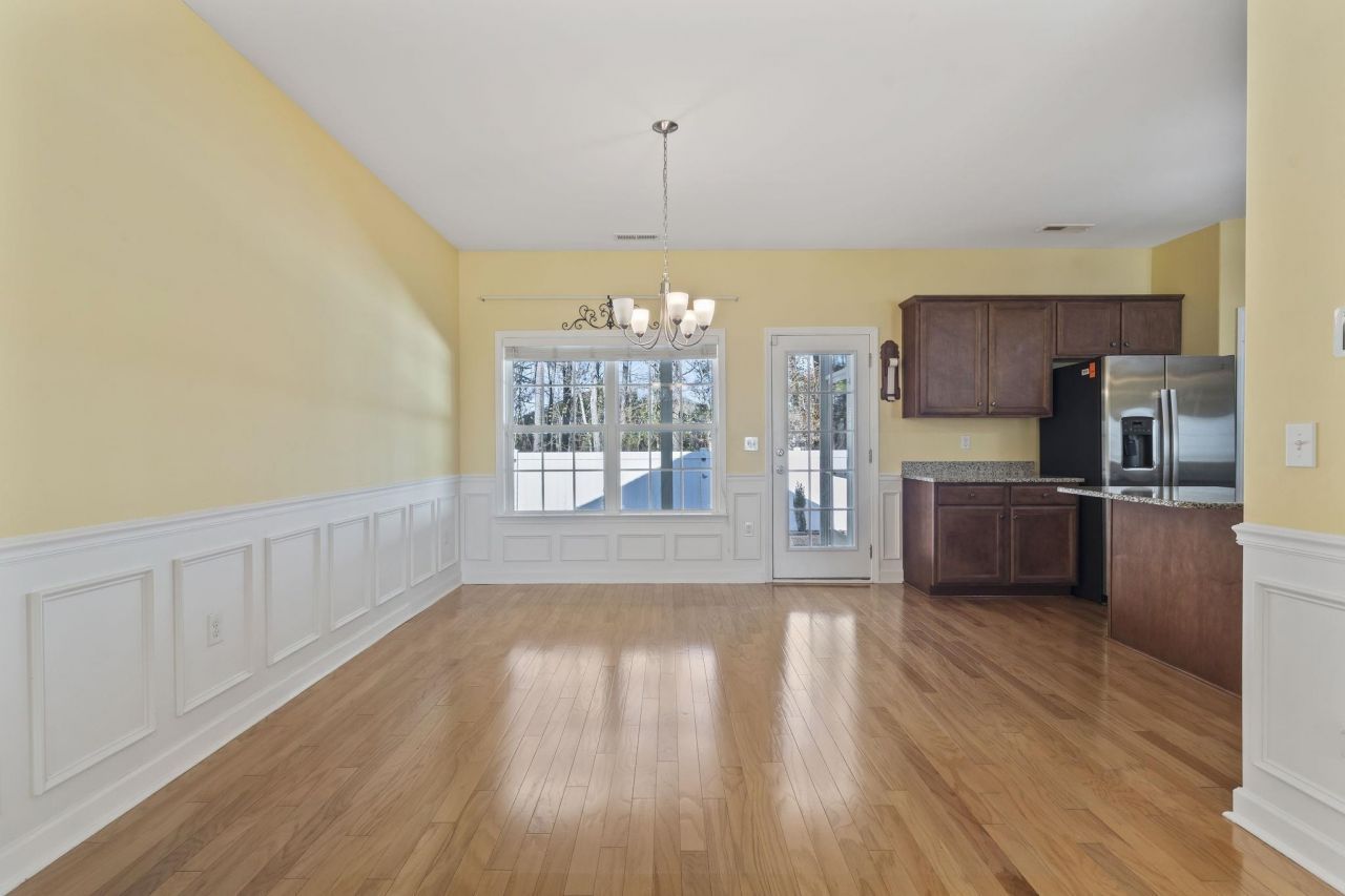 244 Belclare Way Photo 12