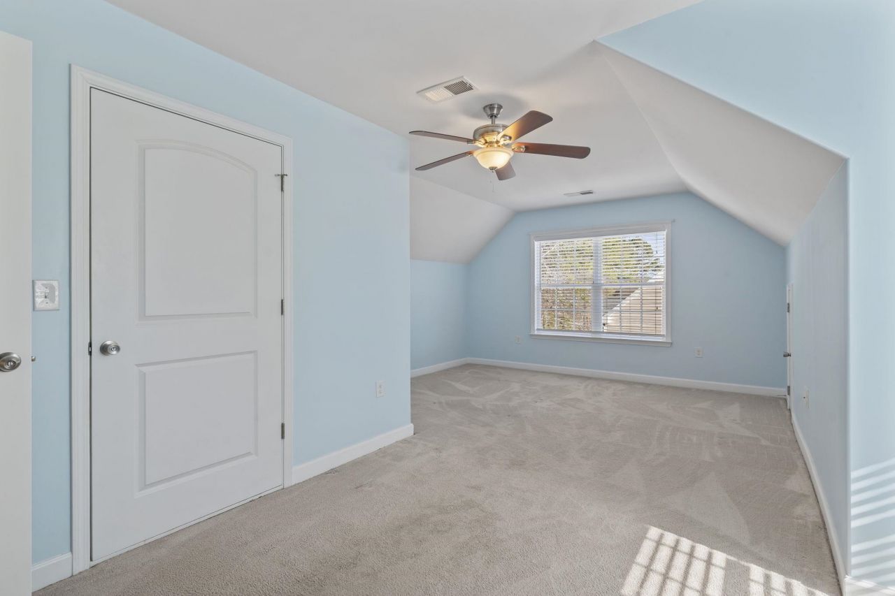 244 Belclare Way Photo 31