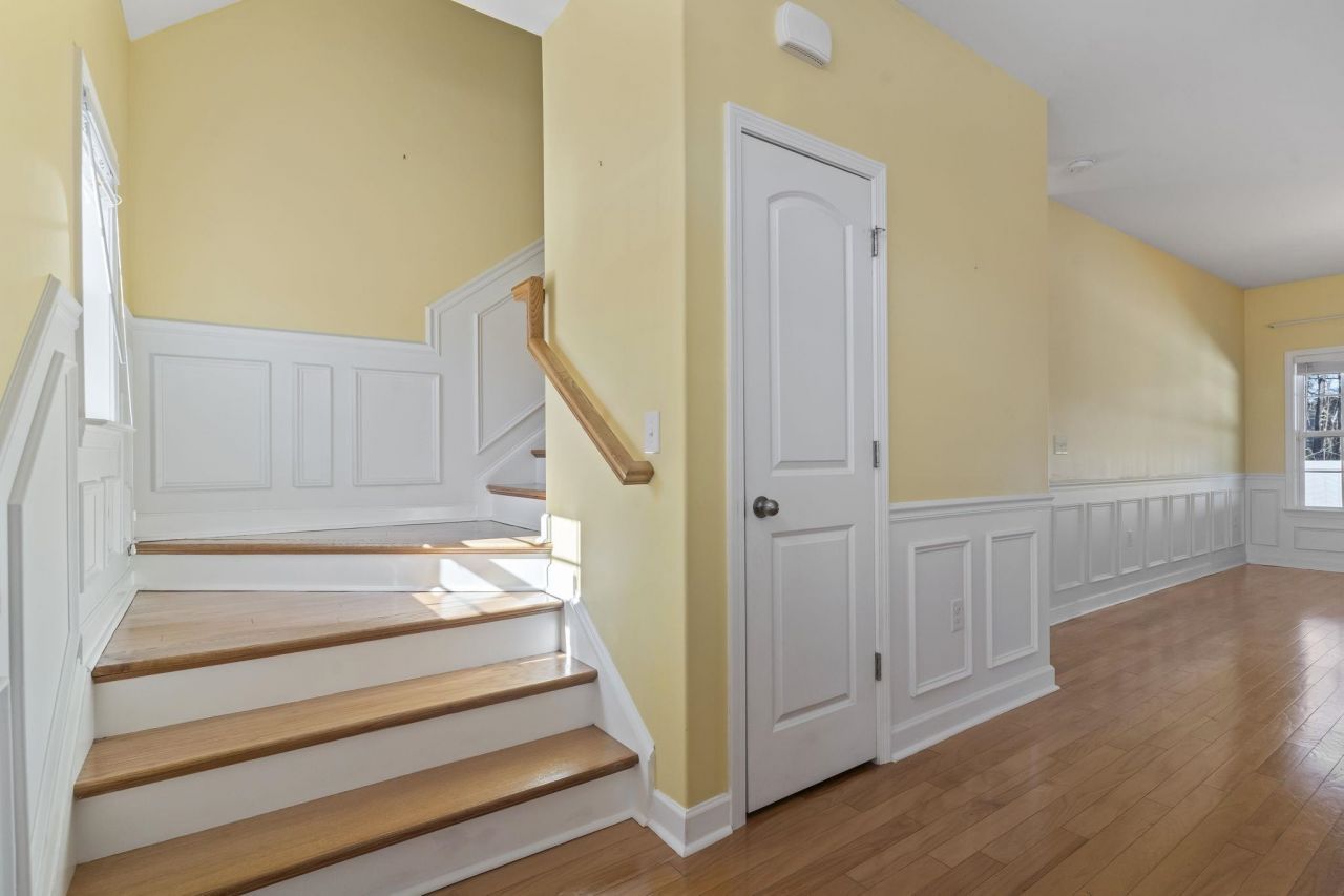 244 Belclare Way Photo 6