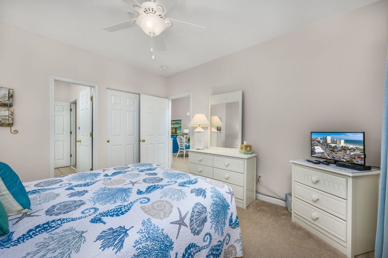 601 N Hillside Dr.  Photo 11