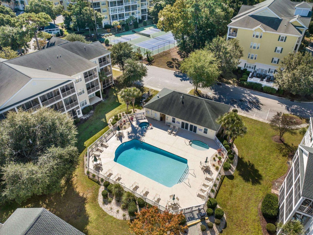 601 N Hillside Dr.  Photo 32