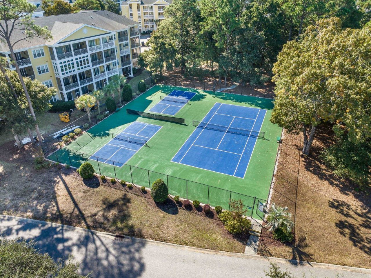 601 N Hillside Dr.  Photo 33