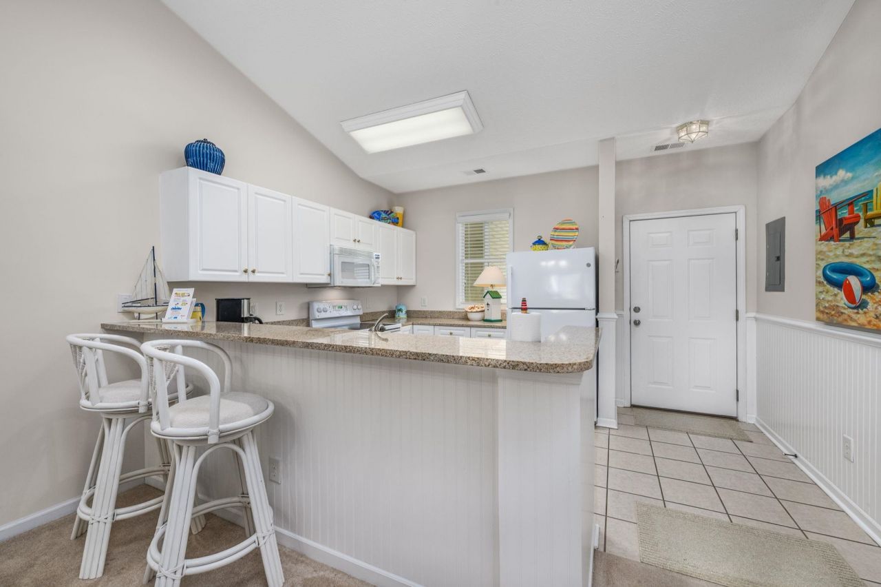 601 N Hillside Dr.  Photo 6