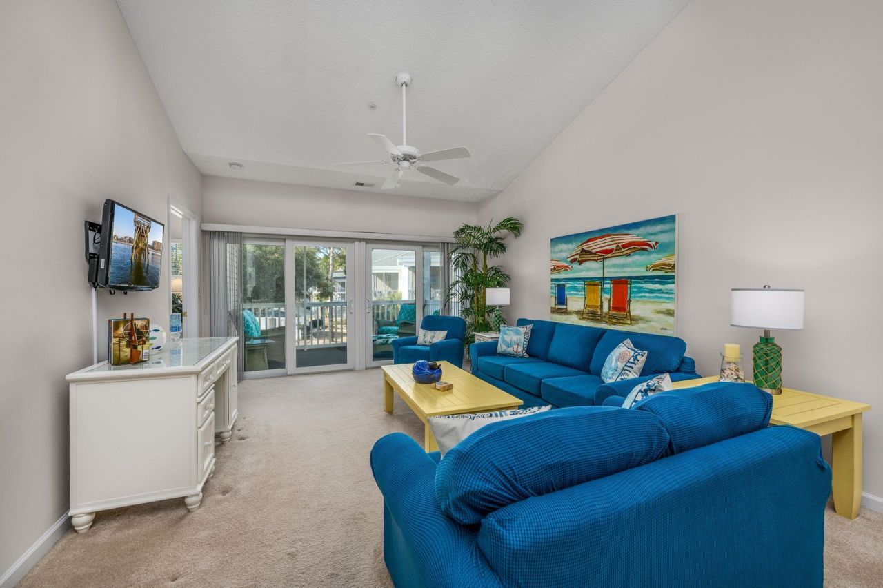 601 N Hillside Dr.  Photo 8