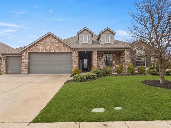 1300 Lawnview Drive, Forney, TX 75126