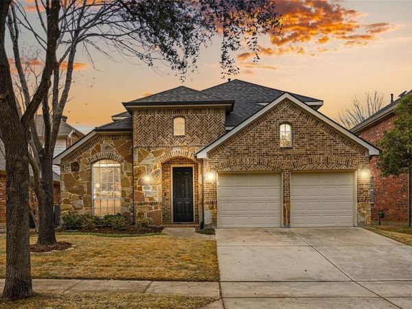 1141 Central Way, Lantana, TX 76226