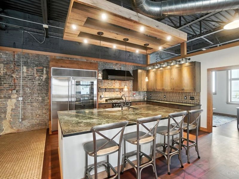 1628 Central Parkway, Cincinnati, OH 45202 Photo 10