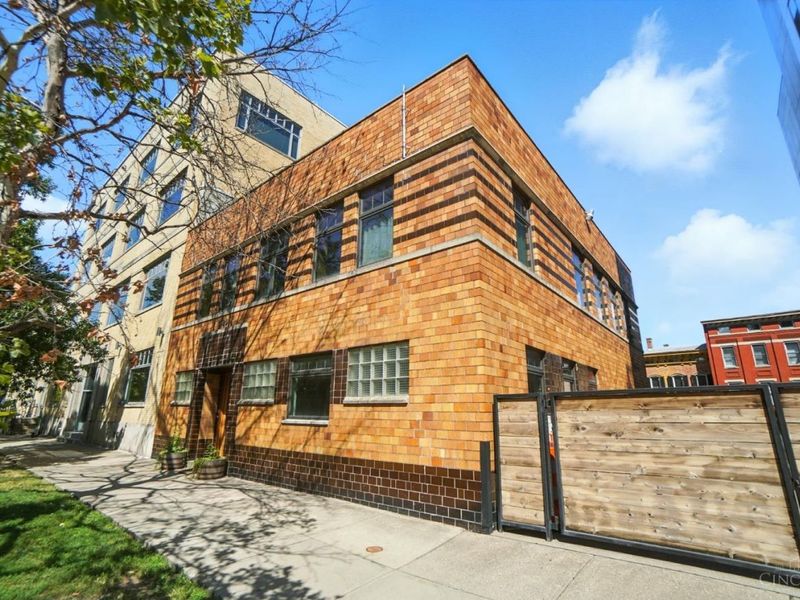 1628 Central Parkway, Cincinnati, OH 45202 Photo 2