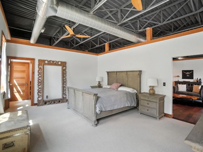 1628 Central Parkway, Cincinnati, OH 45202 Photo 22