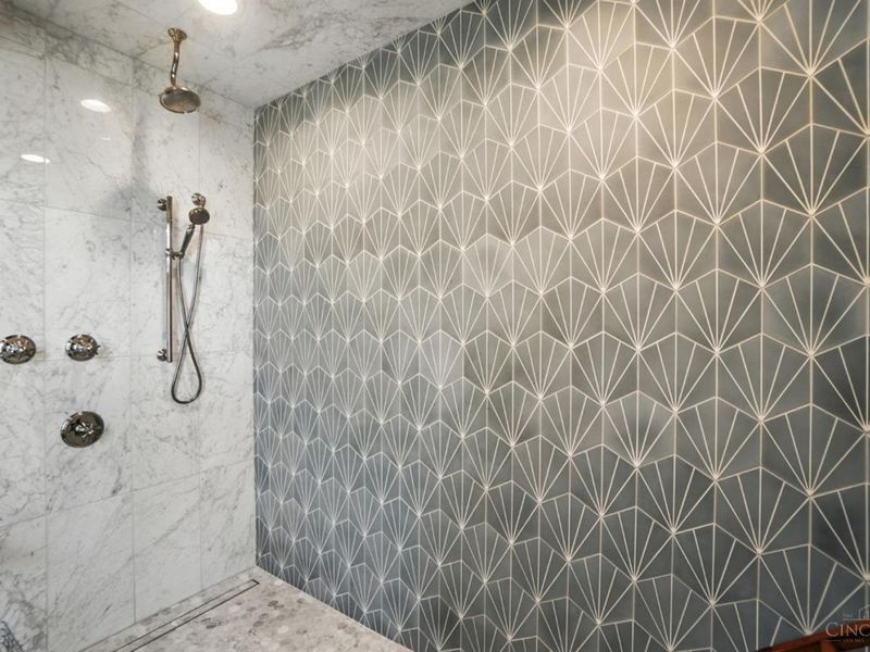 1628 Central Parkway, Cincinnati, OH 45202 Photo 31