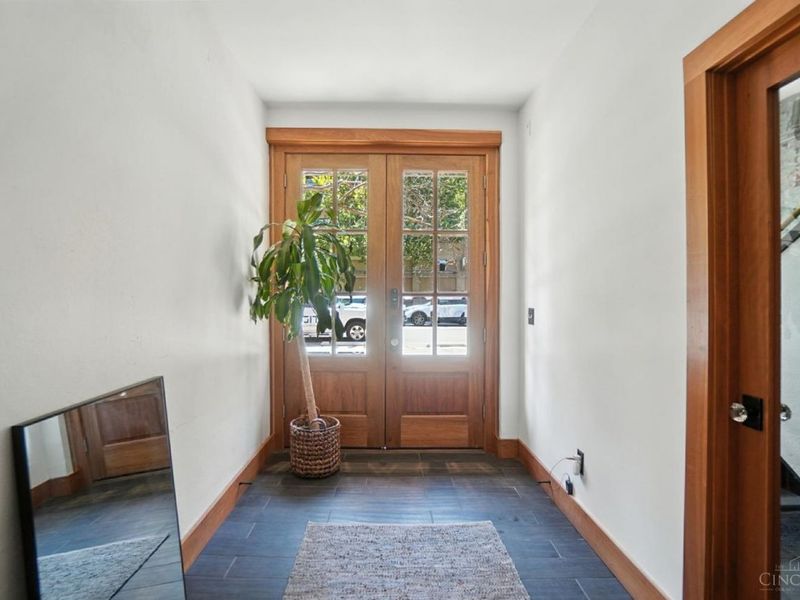 1628 Central Parkway, Cincinnati, OH 45202 Photo 40