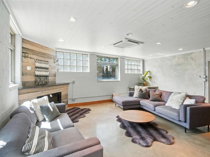 1628 Central Parkway, Cincinnati, OH 45202 Photo 43