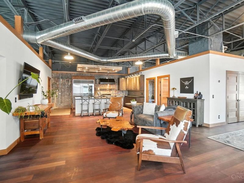 1628 Central Parkway, Cincinnati, OH 45202 Photo 7